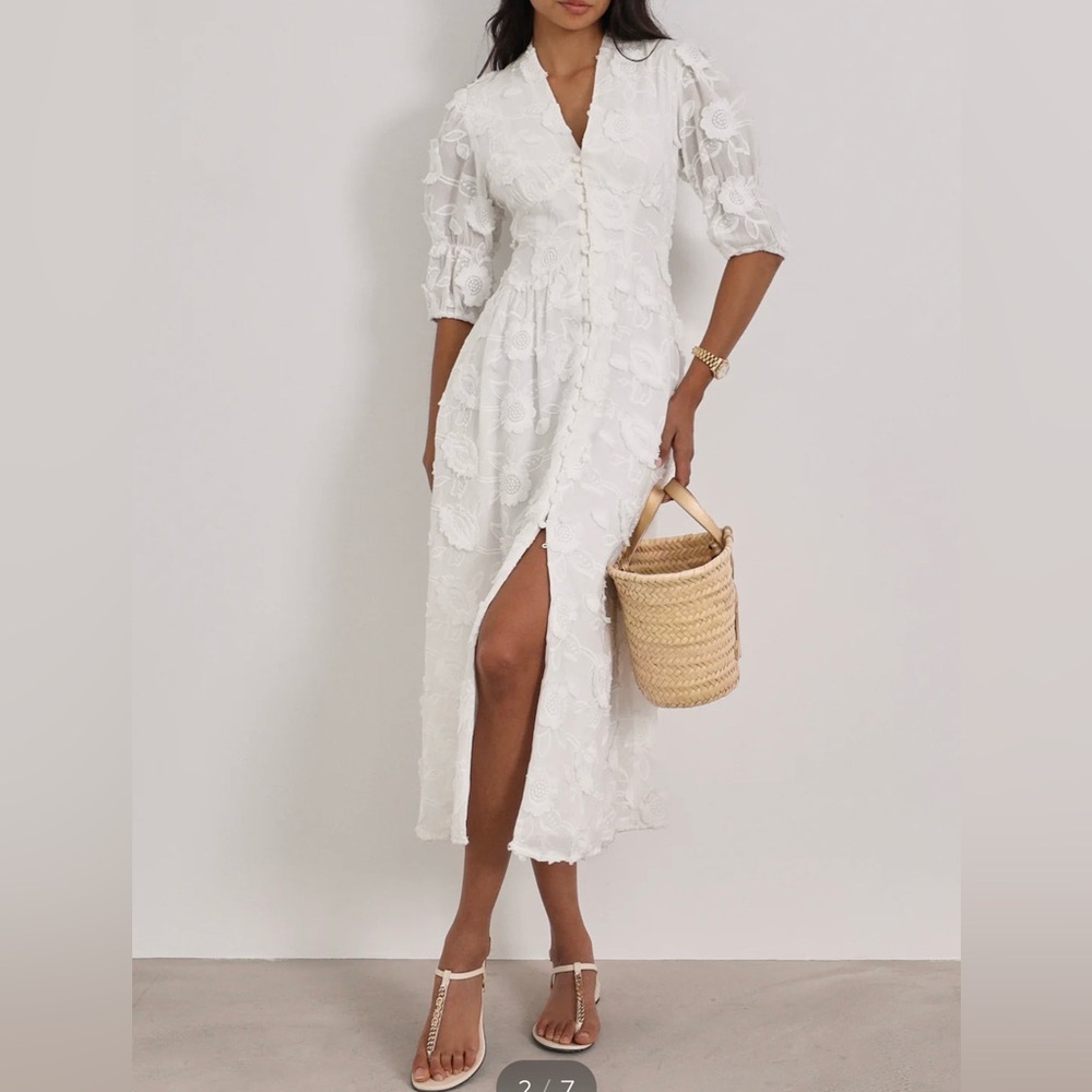 Chic White Button-Up Midi Dress vita grace